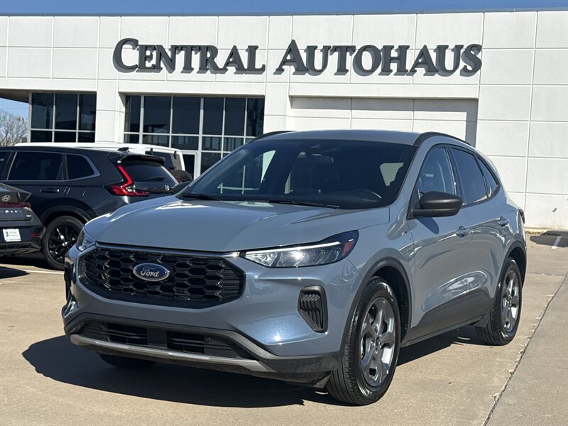 2025 Ford Escape ST-Line   - Photo 1 - Dallas, TX 75252