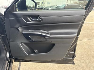 2024 Nissan Pathfinder SV   - Photo 11 - Dallas, TX 75252
