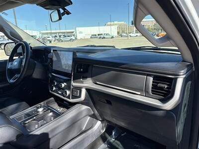 2024 Ford Expedition MAX XLT   - Photo 24 - Dallas, TX 75252