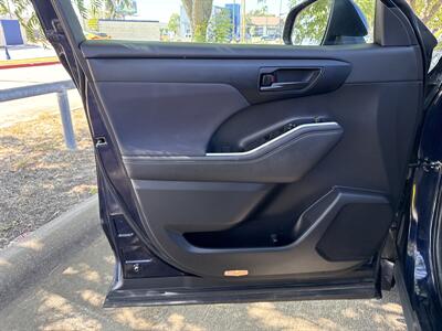 2023 Toyota Highlander LE - Photo 10 - Dallas, TX 75252