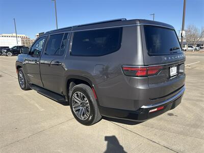 2024 Jeep Wagoneer L Series II   - Photo 5 - Dallas, TX 75252