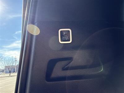 2024 Jeep Wagoneer L Series II   - Photo 17 - Dallas, TX 75252