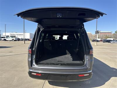 2024 Jeep Wagoneer L Series II   - Photo 15 - Dallas, TX 75252