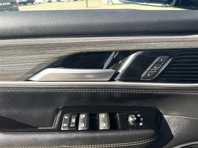 2024 Jeep Wagoneer L Series II   - Photo 11 - Dallas, TX 75252