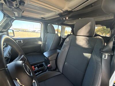 2024 Jeep Wrangler Sahara 4xe   - Photo 37 - Dallas, TX 75252