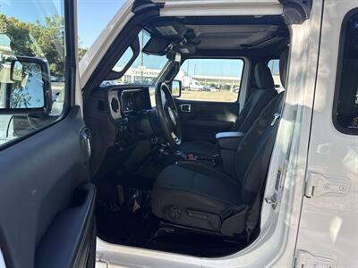 2024 Jeep Wrangler Sahara 4xe   - Photo 19 - Dallas, TX 75252