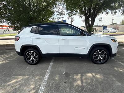 2024 Jeep Compass Limited - Photo 8 - Dallas, TX 75252