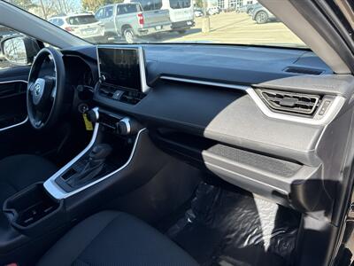 2024 Toyota RAV4 LE   - Photo 20 - Dallas, TX 75252