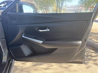 2025 Nissan Sentra SR - Photo 14 - Dallas, TX 75252