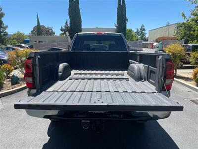 2007 Chevrolet Silverado 2500 LT1   - Photo 12 - Pleasanton, CA 94566