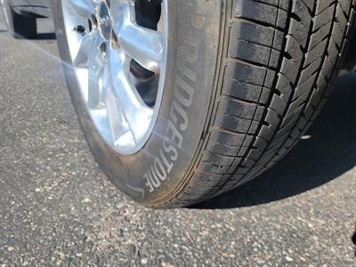 2015 Jeep Cherokee Limited   - Photo 5 - Ogden, UT 84401