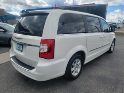 2011 Chrysler Town and Country Touring-L   - Photo 3 - Ogden, UT 84401