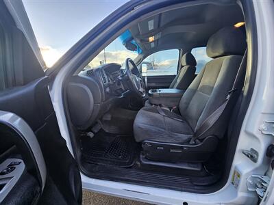 2007 Chevrolet Silverado 2500HD Work Truck - Photo 7 - Ogden, UT 84401