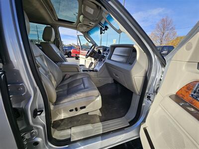 2011 Lincoln Navigator   - Photo 12 - Ogden, UT 84401