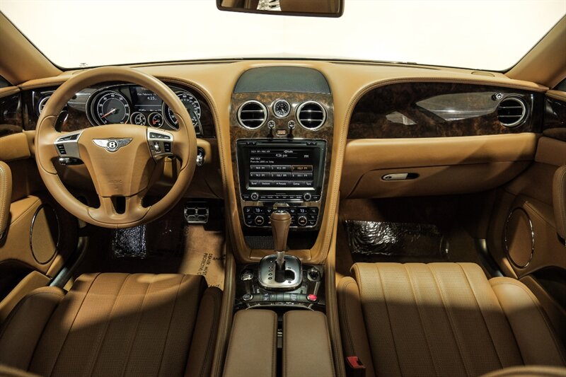 2014 Bentley MDX photo