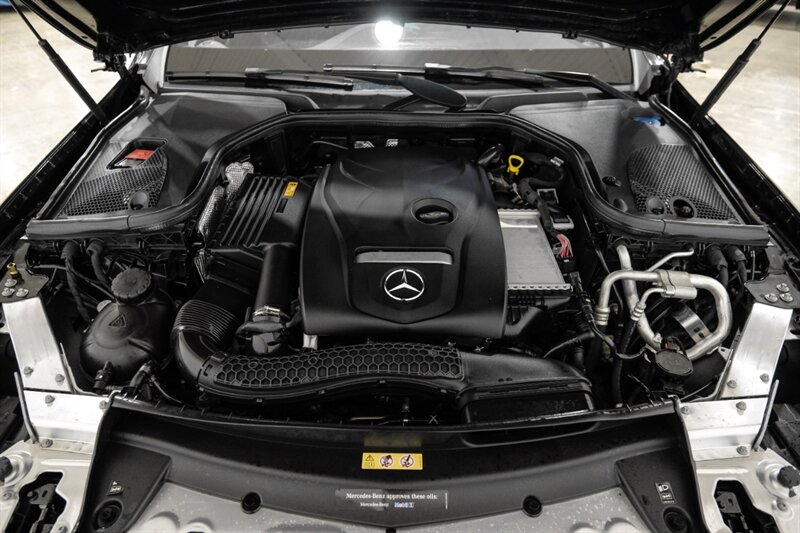 2019 Mercedes-Benz E-Class E 300 4MATIC photo