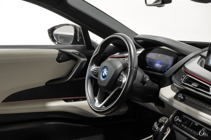 2014 BMW i8 Pure Impulse World photo