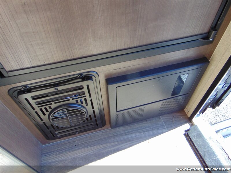 2021 Sunset Park Sun Lite Classic 16BH - Photo 31 - Mount Vernon, IN 47620