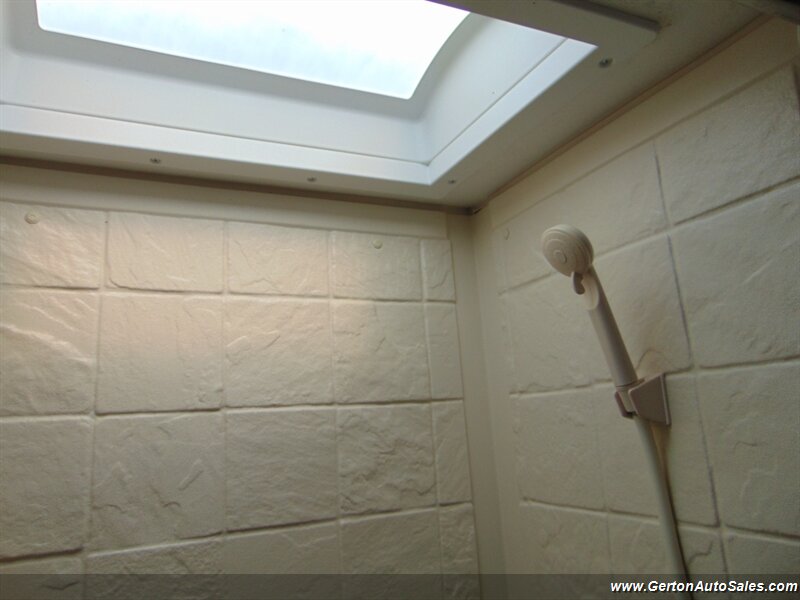 2021 Sunset Park Sun Lite Classic 16BH - Photo 35 - Mount Vernon, IN 47620