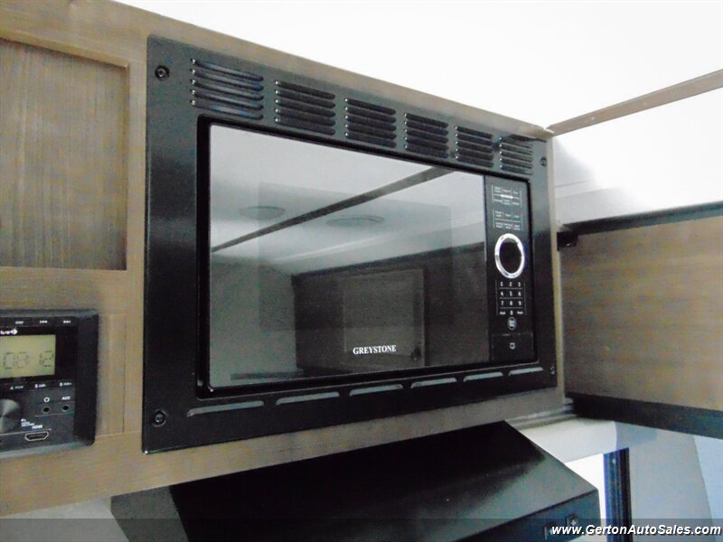 2021 Sunset Park Sun Lite Classic 16BH - Photo 22 - Mount Vernon, IN 47620