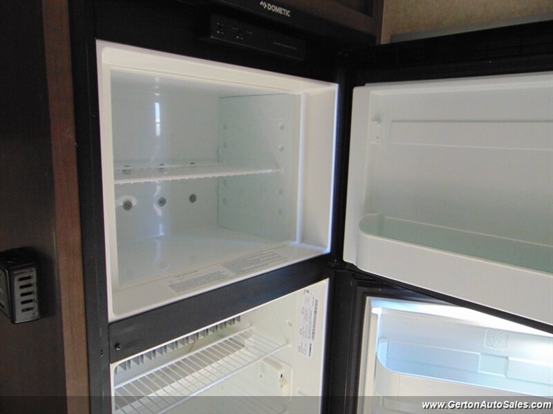 2021 Sunset Park Sun Lite Classic 16BH - Photo 29 - Mount Vernon, IN 47620