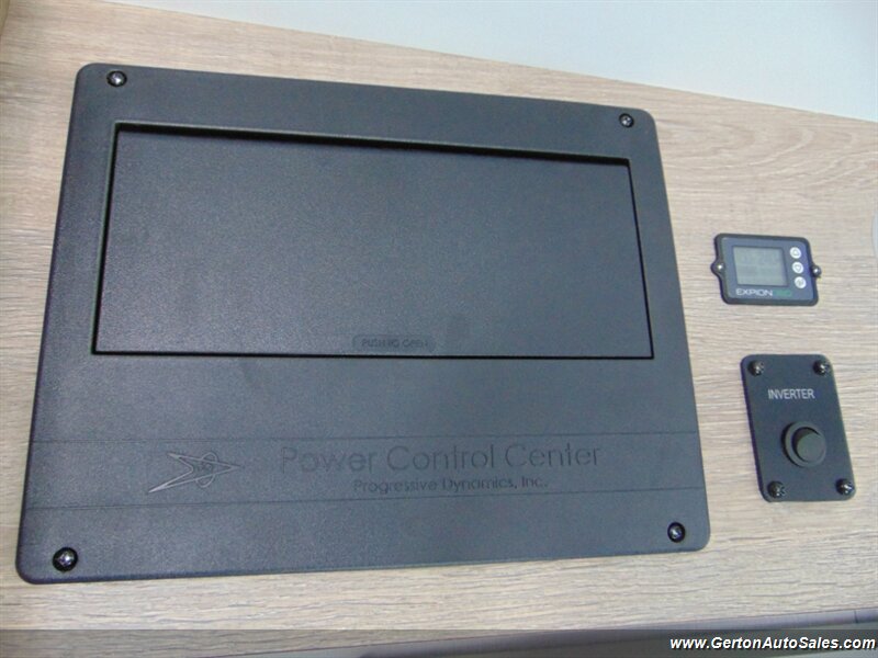 2025 INTECH Sol Dusk Rover - Photo 10 - Mount Vernon, IN 47620