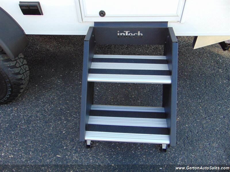 2025 INTECH Sol Eclipse Rover - Photo 44 - Mount Vernon, IN 47620