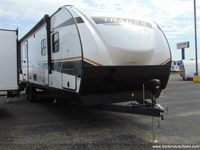 2025 Prime Time Tracer 32DSB