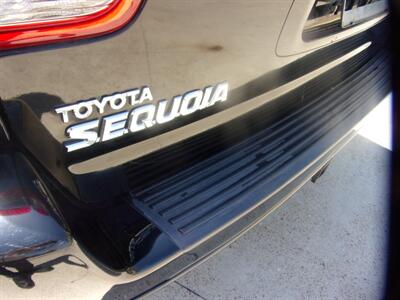2005 Toyota Sequoia SR5   - Photo 49 - Houston, TX 77040