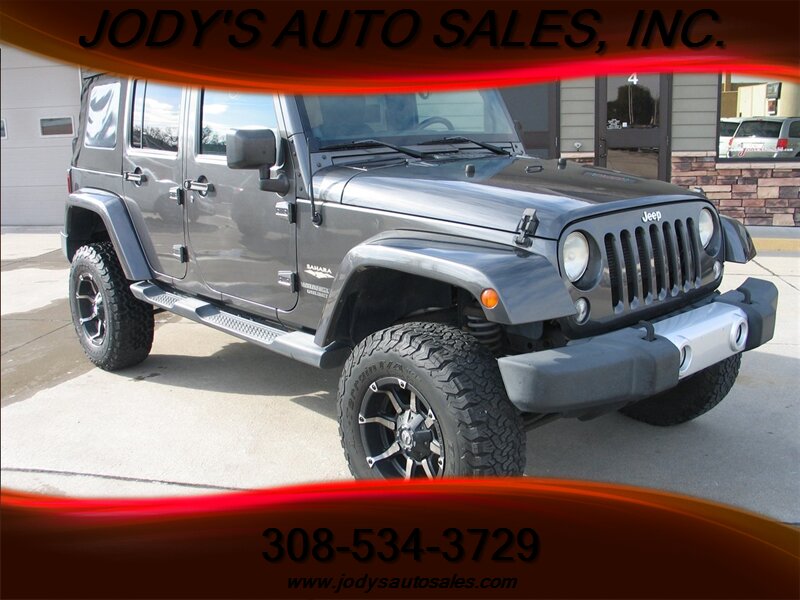 2014 Jeep Wrangler Sahara  Sahara, 4WD, 3.6L V6 , LOW 87,000 MILES