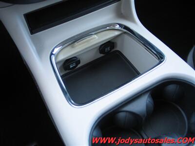 2016 Dodge Grand Caravan SXT  SXT, LOW, LOW 20,000 MILES - Photo 18 - North Platte, NE 69101