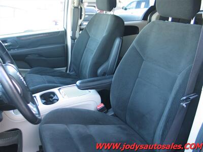 2016 Dodge Grand Caravan SXT  SXT, LOW, LOW 20,000 MILES - Photo 5 - North Platte, NE 69101