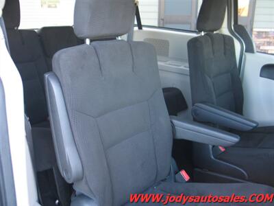 2016 Dodge Grand Caravan SXT  SXT, LOW, LOW 20,000 MILES - Photo 23 - North Platte, NE 69101