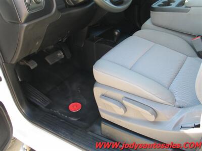 2019 Chevrolet Silverado 2500  W/T, 4X4, DOUBLE CAB, 6.0 V-8 - Photo 4 - North Platte, NE 69101