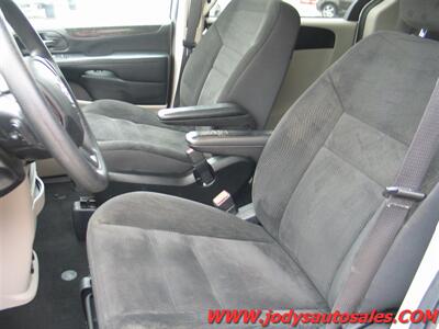 2019 Dodge Grand Caravan SE  SE - Photo 5 - North Platte, NE 69101