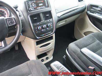 2019 Dodge Grand Caravan SE  SE - Photo 7 - North Platte, NE 69101