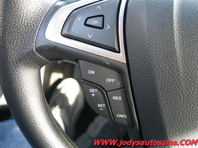 2018 Ford Fusion Hybrid S  S, LOW, LOW 48.000 MILES, 41 MPG - Photo 12 - North Platte, NE 69101