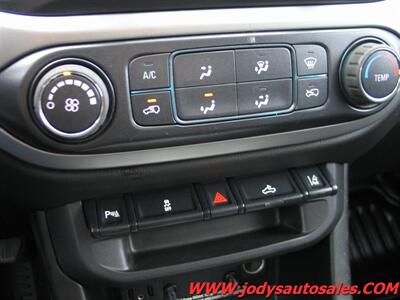 2022 Chevrolet Colorado LT  LT, 4X4, EXTENDED CAB - Photo 19 - North Platte, NE 69101