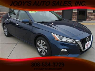 2021 Nissan Altima 2.5 S  S, 2.5L I4 , 39 MPG, BLUETOOTH Sedan