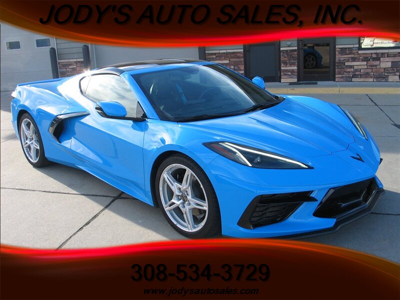 2022 Chevrolet Corvette Stingray  Stingray, Renewable Top, Low 17,000 Miles