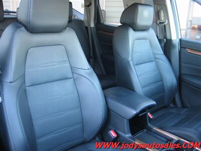 2020 Honda CR-V Touring  TOURING, AWD, LEATHER, SUNROOF, LOW 44, 000 MILE - Photo 29 - North Platte, NE 69101