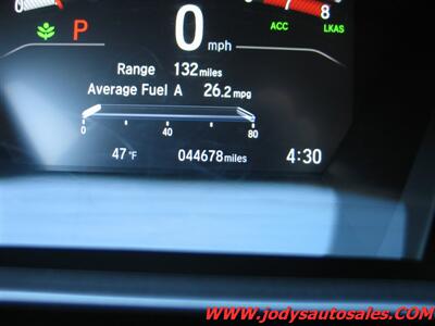 2020 Honda CR-V Touring  TOURING, AWD, LEATHER, SUNROOF, LOW 44, 000 MILE - Photo 13 - North Platte, NE 69101