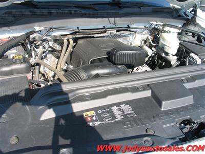 2017 Chevrolet Silverado 2500  W/T, 4X4, DOUBLECAB, 6.0 V-V8 - Photo 31 - North Platte, NE 69101