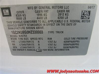 2017 Chevrolet Silverado 2500  W/T, 4X4, DOUBLECAB, 6.0 V-V8 - Photo 32 - North Platte, NE 69101