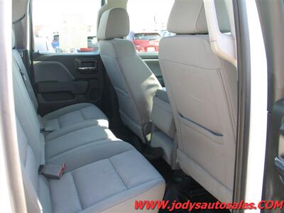 2017 Chevrolet Silverado 2500  W/T, 4X4, DOUBLECAB, 6.0 V-V8 - Photo 21 - North Platte, NE 69101