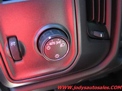 2017 Chevrolet Silverado 2500  W/T, 4X4, DOUBLECAB, 6.0 V-V8 - Photo 6 - North Platte, NE 69101