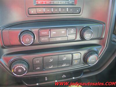 2017 Chevrolet Silverado 2500  W/T, 4X4, DOUBLECAB, 6.0 V-V8 - Photo 15 - North Platte, NE 69101