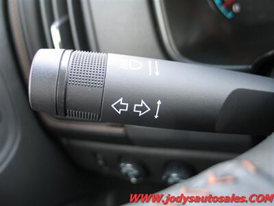 2022 GMC Canyon AT4  AT4, 4X4, CREW CAB, Heated Seats, LOW, LOW 5300 MILES - Photo 9 - North Platte, NE 69101