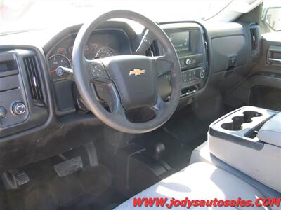 2017 Chevrolet Silverado 2500 FLAT BED  Reg Cab, Long Box, 4X4, - Photo 2 - North Platte, NE 69101