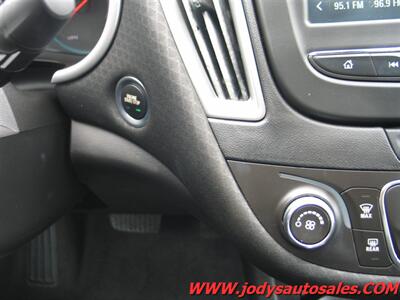 2018 Chevrolet Malibu LS LS, LOW 35,000 MILES, Hail Damage Special - Photo 15 - North Platte, NE 69101